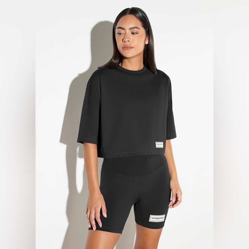 The Giving Movement Boxy Light Softskin100© T- Shirt